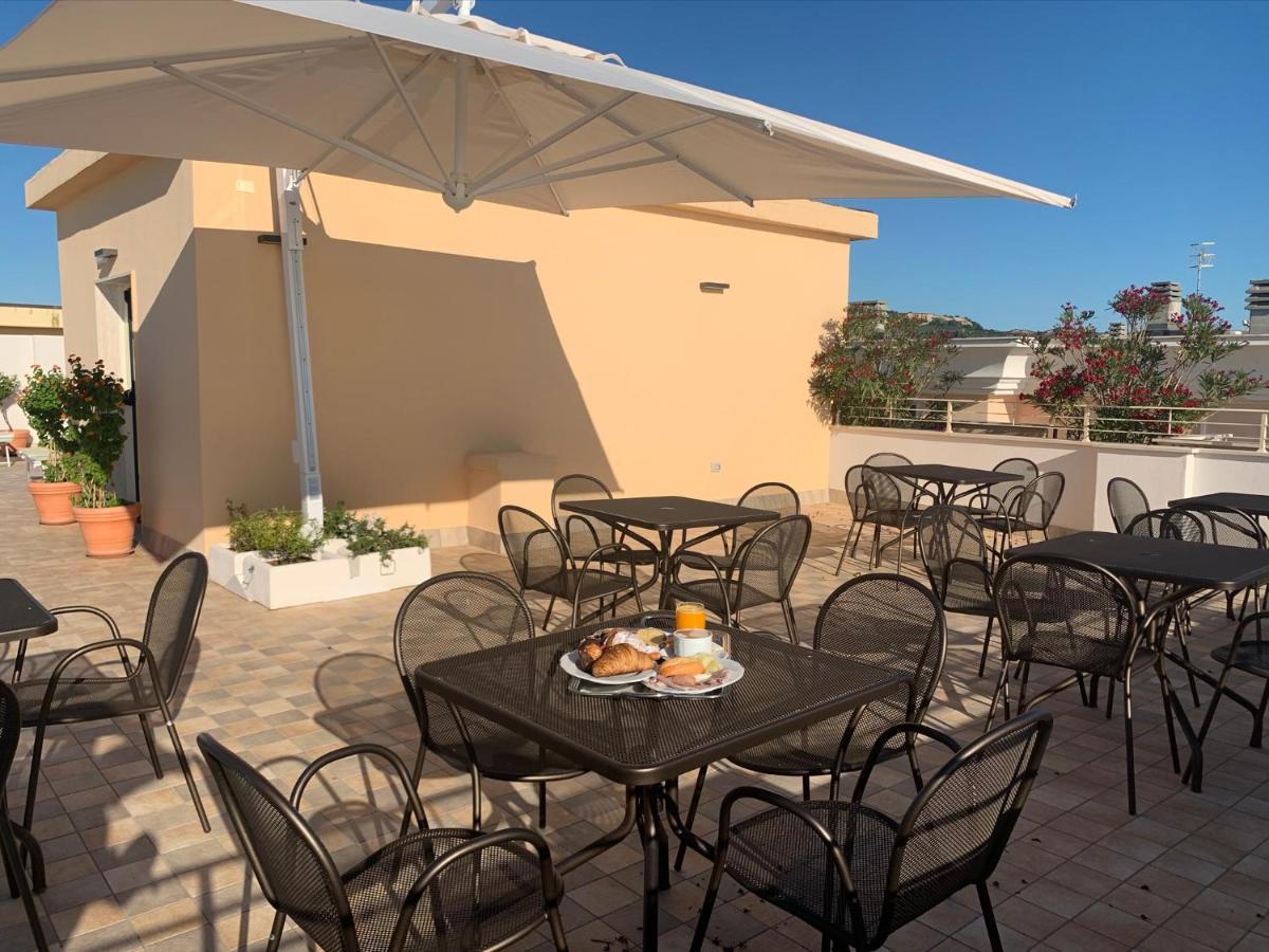 Hotel Bahia San Benedetto del Tronto Dış mekan fotoğraf