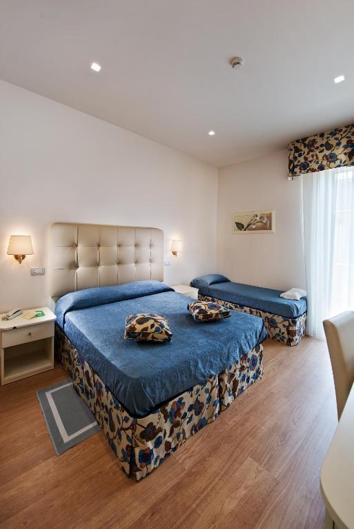 Hotel Bahia San Benedetto del Tronto Oda fotoğraf