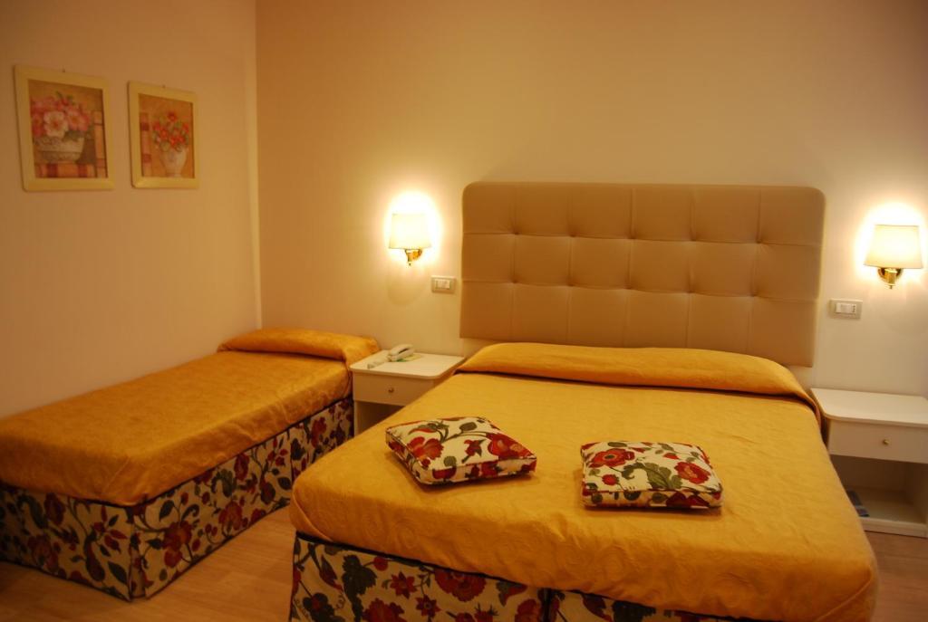 Hotel Bahia San Benedetto del Tronto Oda fotoğraf