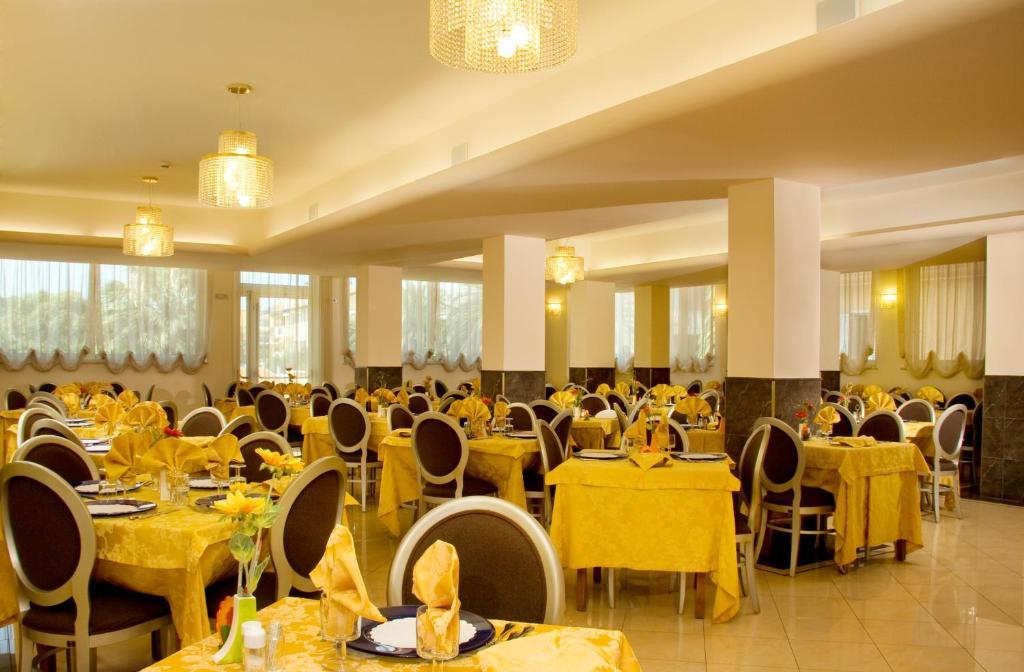 Hotel Bahia San Benedetto del Tronto Dış mekan fotoğraf